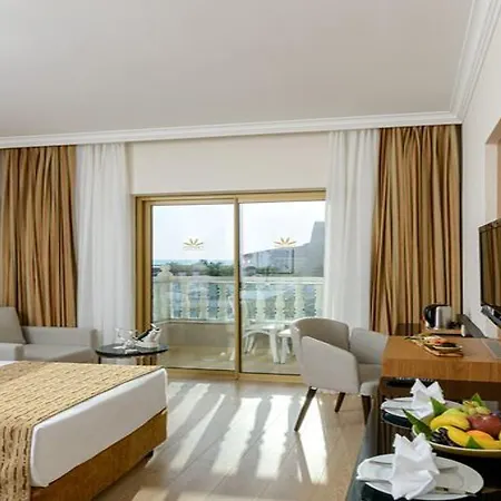 Aydinbey Famous Resort